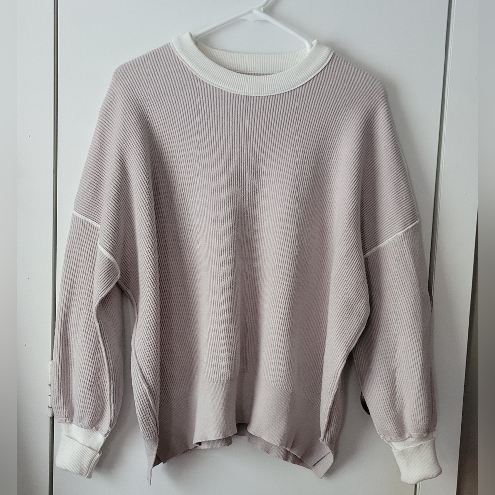 Oversized Gray Ribbed Sweater